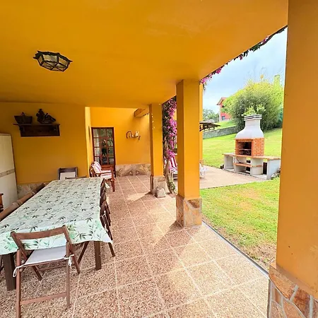 Casa La Zampuca Gijon Holiday home